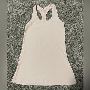 Lululemon tank size 2